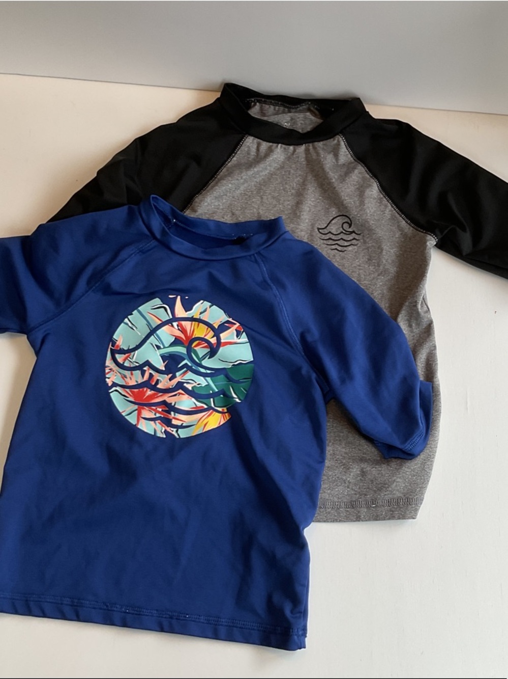 art class Blue Rash Guard with Multicolor Graphic & Gray/Black Contrast